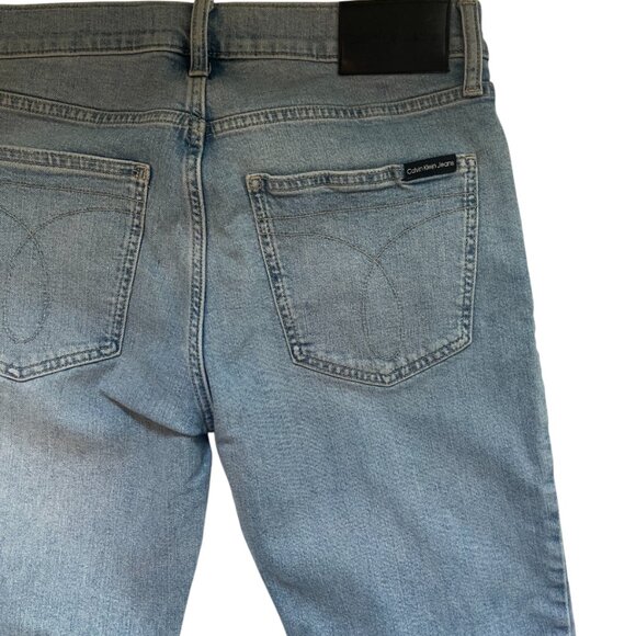 Calvin Klein Jeans. Men's Size W29 L30. Straight. Made in Bangladesh. - Picture 8 of 9
